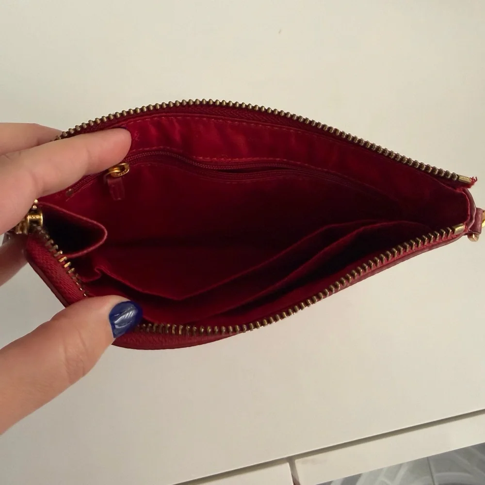 Tory Burch Red Leather Logo Wristlet/Clutch — Gently Used - Picture 3 of 3